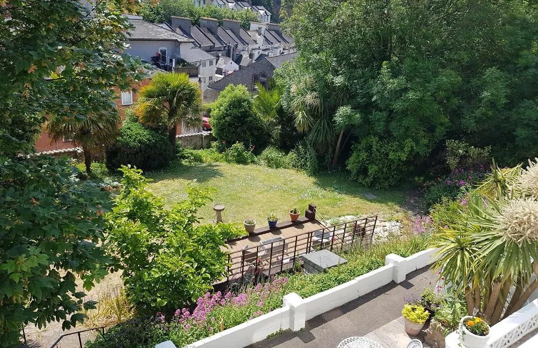Barclay Court Guest House-1