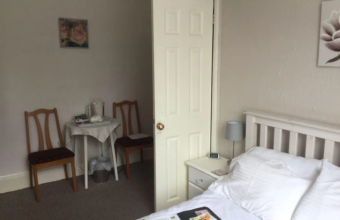 Newburgh Guesthouse-1